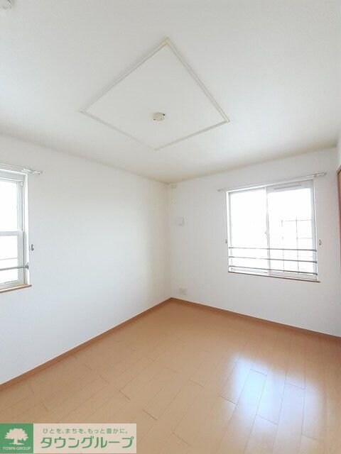 フェニックスの物件内観写真