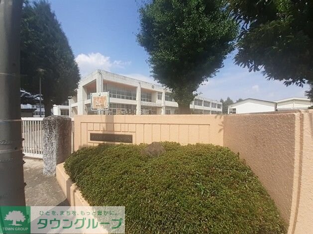 ファミールリュウガミの物件内観写真