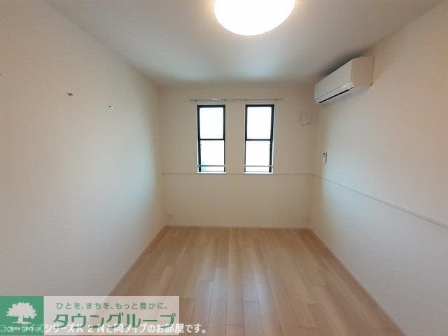 クレイドル下斎田Bの物件内観写真