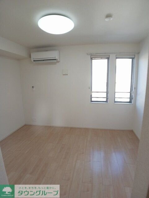 コッティ エスポ Iの物件内観写真