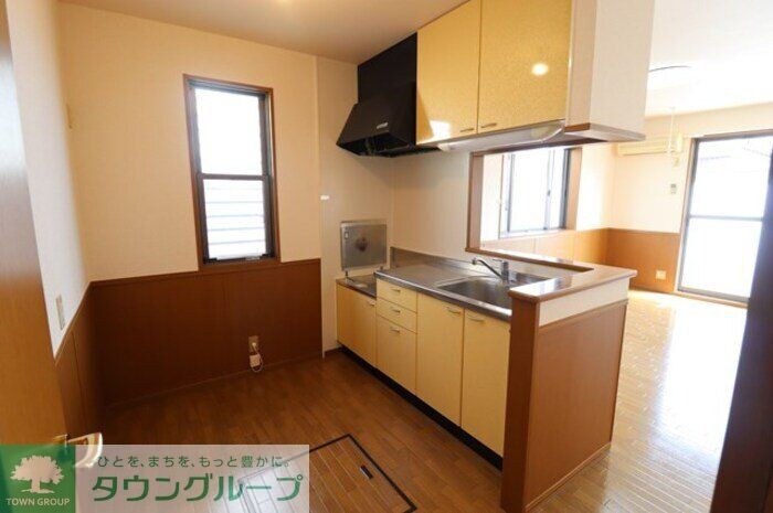 エクレーレ Cの物件内観写真