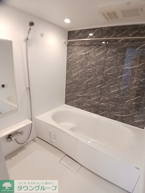 モンテリザイア藤岡 Iの物件内観写真