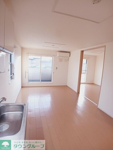 メゾン・ド・ヌーヴォーIの物件内観写真