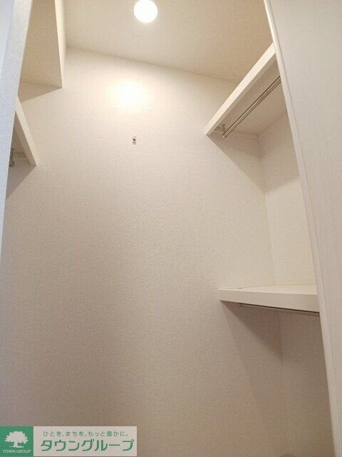 モンテリザイア藤岡 Iの物件内観写真