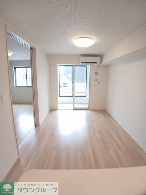 モンテリザイア藤岡 IIの物件内観写真