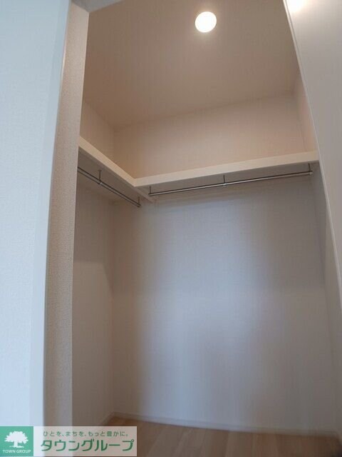 モンテリザイア藤岡 IIの物件内観写真