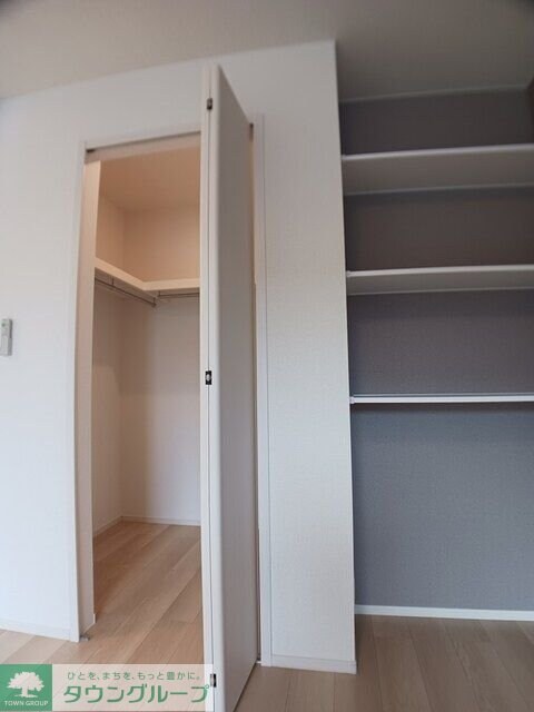 モンテリザイア藤岡 IIの物件内観写真