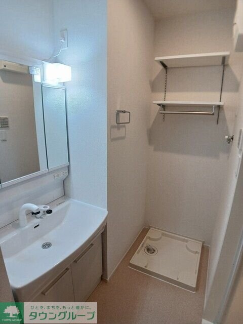 モンテリザイア藤岡 IIの物件内観写真