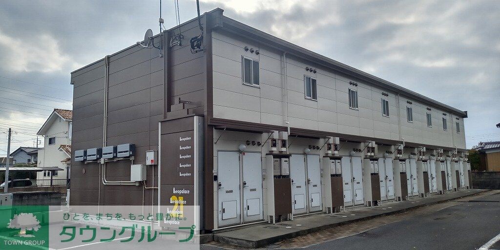 レオパレスラ プリマヴェーラの物件外観写真