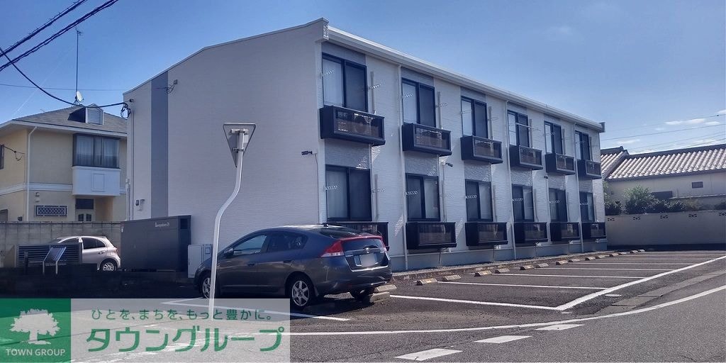 レオパレスルクソールの物件外観写真