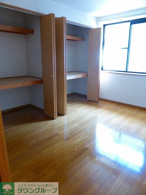 プリムヴェールBの物件内観写真