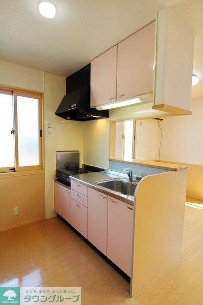 リビングタウン上野台 Bの物件内観写真