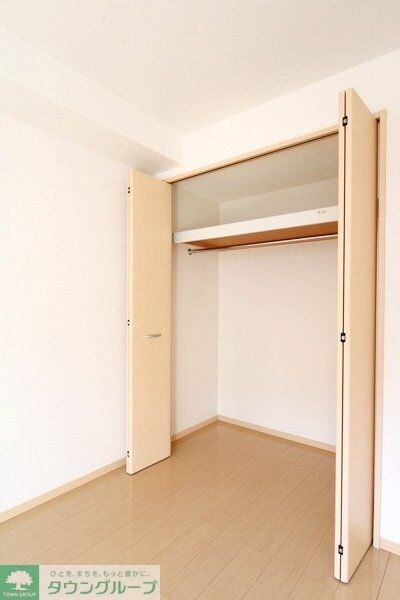 リビングタウン上野台 Bの物件内観写真