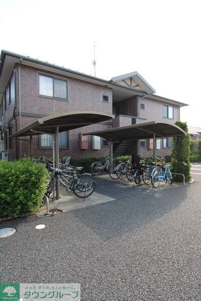 リビングタウン上野台 Bの物件内観写真