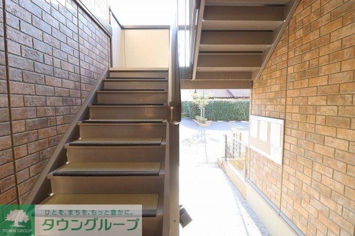 リビングタウン上野台 Dの物件内観写真