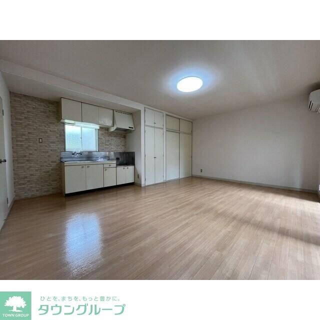 ルイーズ 101の物件内観写真