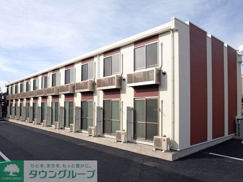 レオネクストヴィラージュの物件外観写真