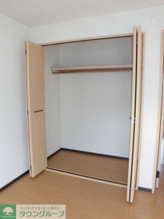 レピュート岡部 Aの物件内観写真