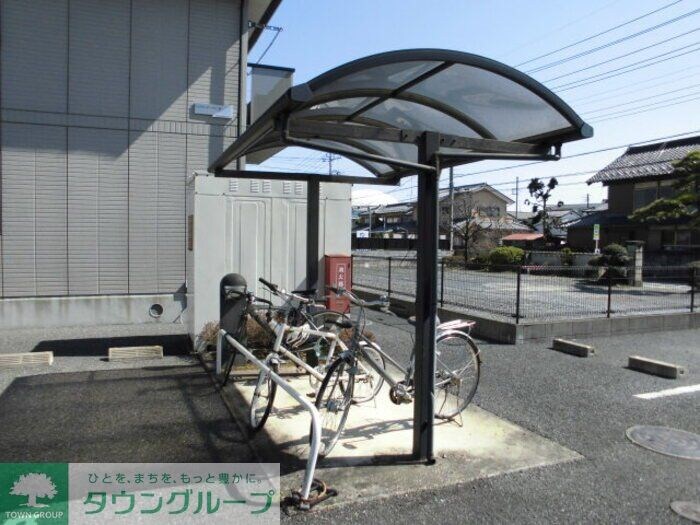 ロイヤルガーデン Bの物件内観写真