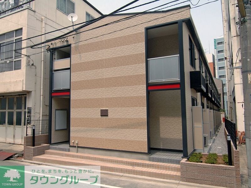 レオパレス本町の物件外観写真