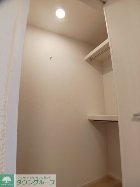 モンテリザイア藤岡 IIIの物件内観写真