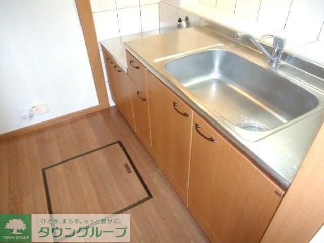 スカイヒルズ Cの物件内観写真