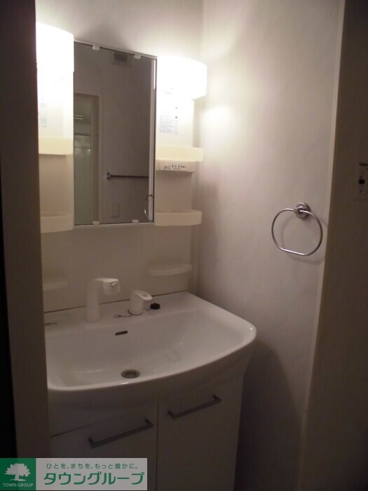 フローレスの物件内観写真