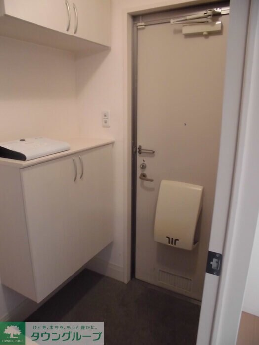 フローレスの物件内観写真