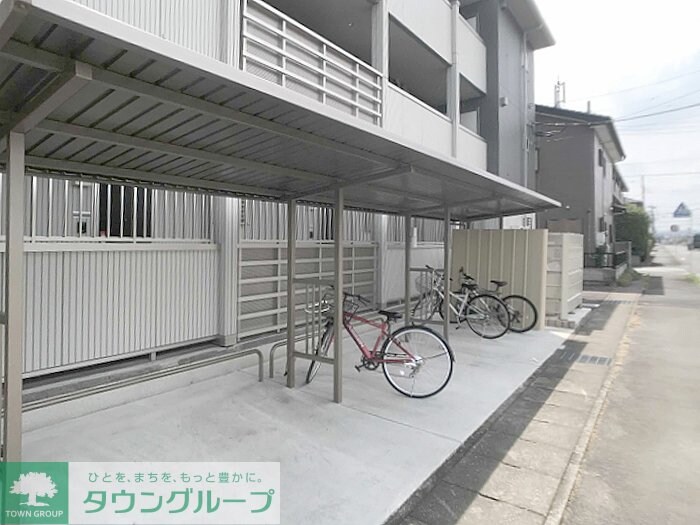 グラン・ブルーエスターテ矢中の物件内観写真