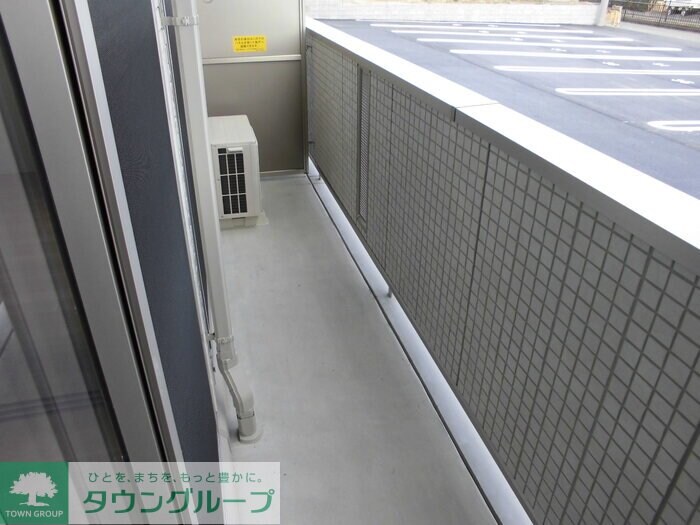 エメラルドグリーンの物件内観写真