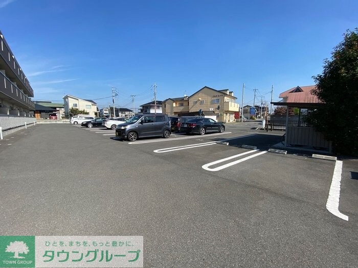 エメラルドグリーンの物件内観写真