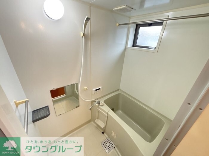 ニューポワール A\\/B\\/Cの物件内観写真