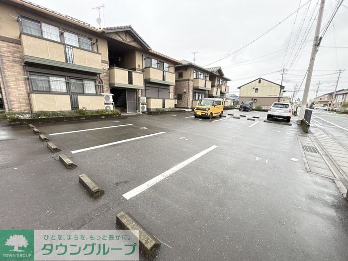 ニューポワール A\\/B\\/Cの物件内観写真