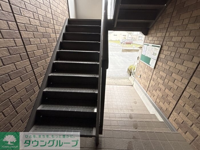 ニューポワール A\\/B\\/Cの物件内観写真