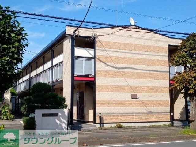 レオパレスファンタジーの物件外観写真