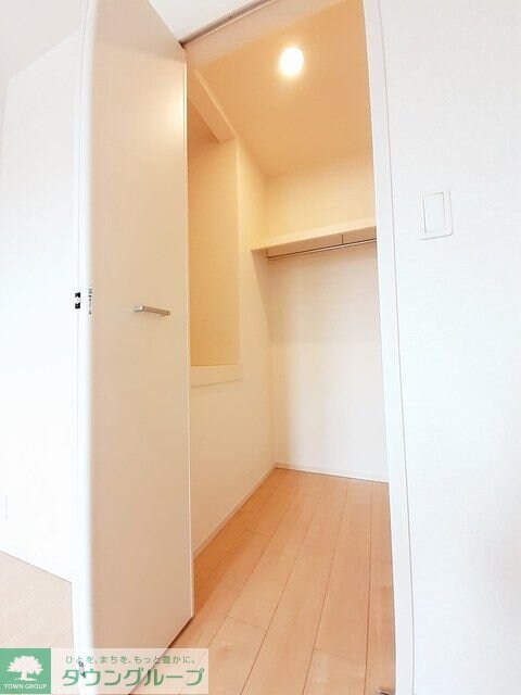 フロイデ Iの物件内観写真