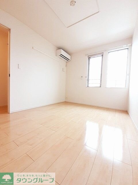 フロイデ Iの物件内観写真