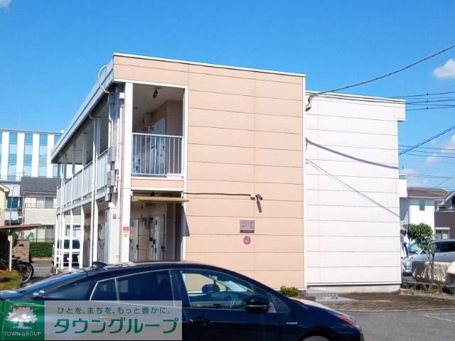 レオパレスフェニックスIVの物件外観写真