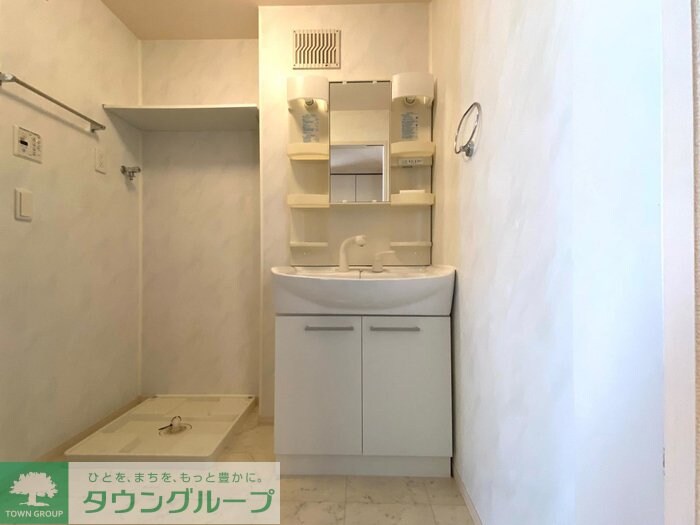 フローレスの物件内観写真