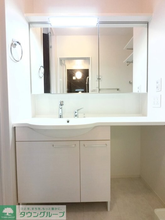 ISHIKAWA HILLS VIIIの物件内観写真