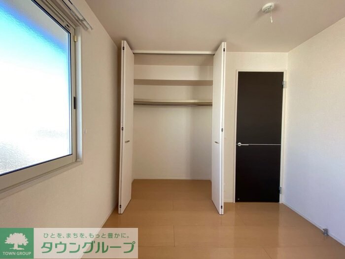 フローレスの物件内観写真