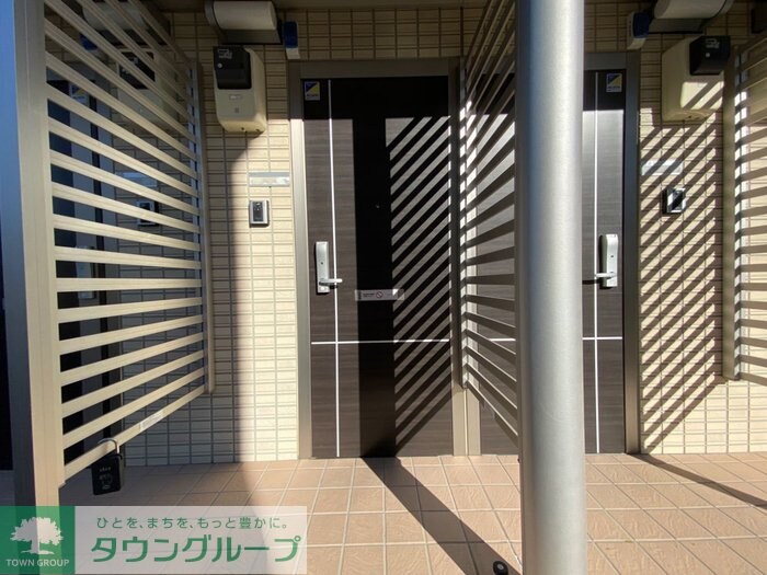 フローレスの物件内観写真