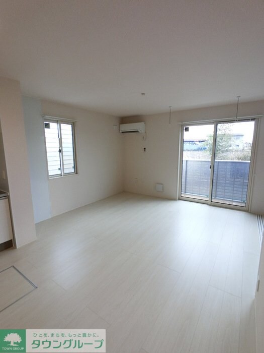 ドルチェ ヴィータ Cの物件内観写真