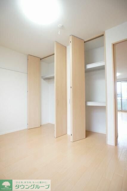 ヴィラ・エステート Aの物件内観写真