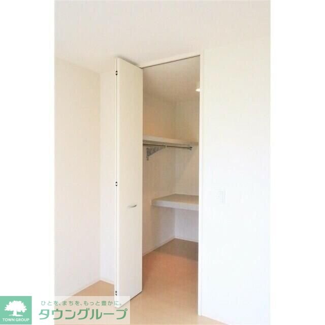 ラ・プレミール Bの物件内観写真