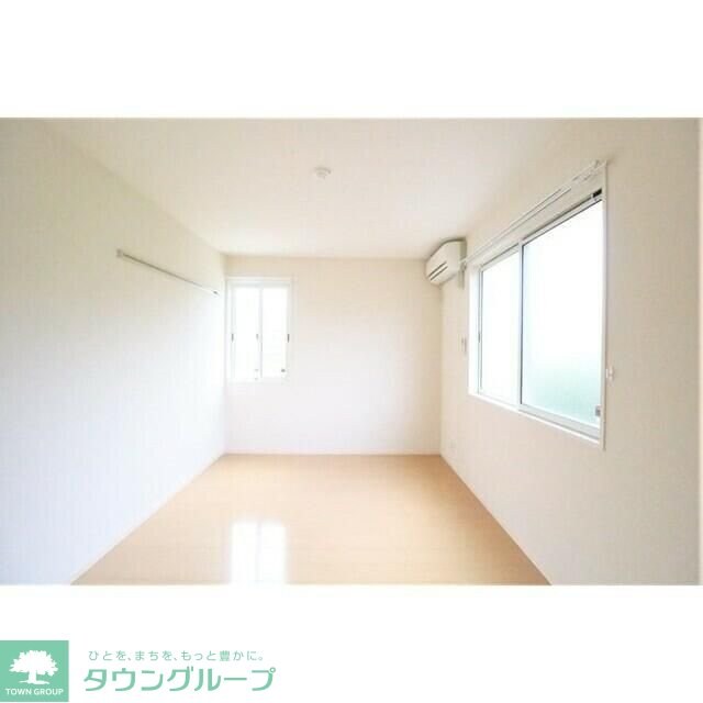 ラ・プレミール Bの物件内観写真