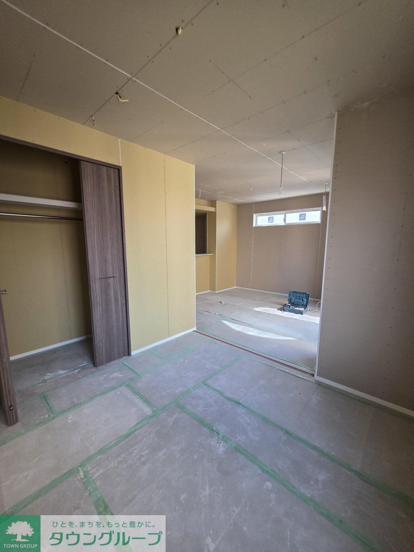 セレスティア西綾瀬の物件内観写真