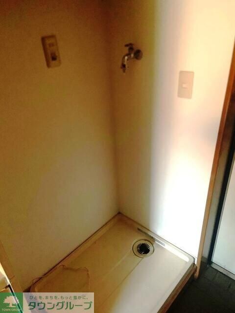 ベルドゥムール草加金明の物件内観写真