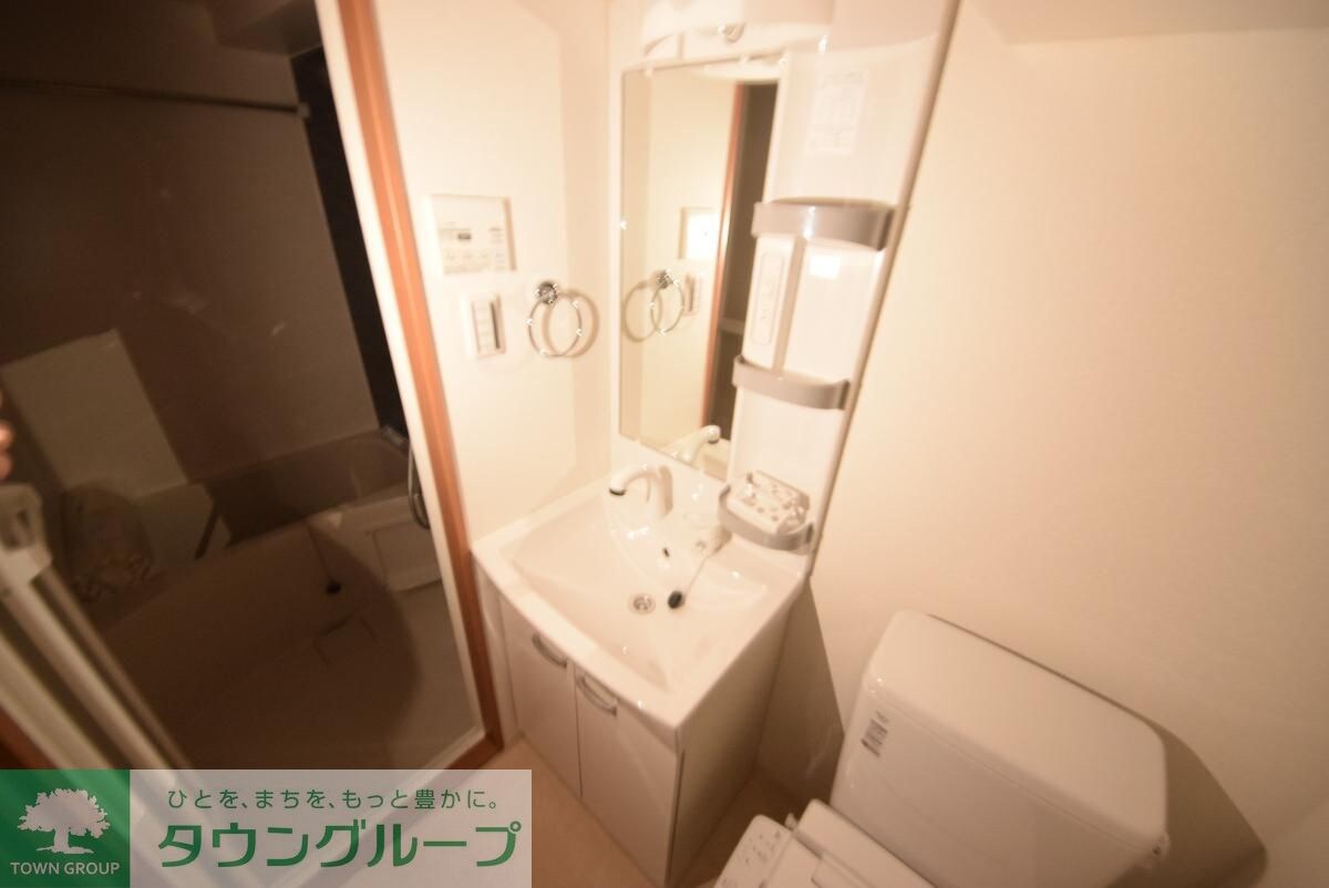 ペアパレス六町2号館の物件内観写真