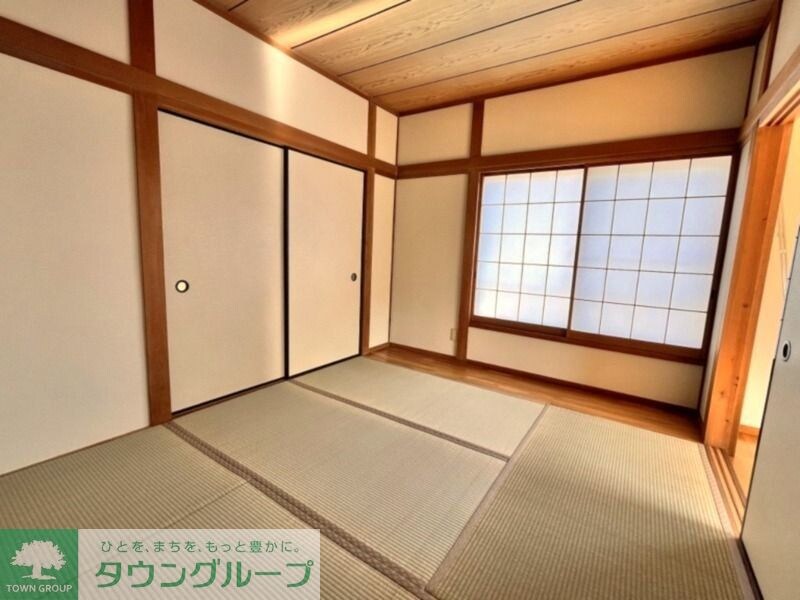 柳島町貸家の物件内観写真